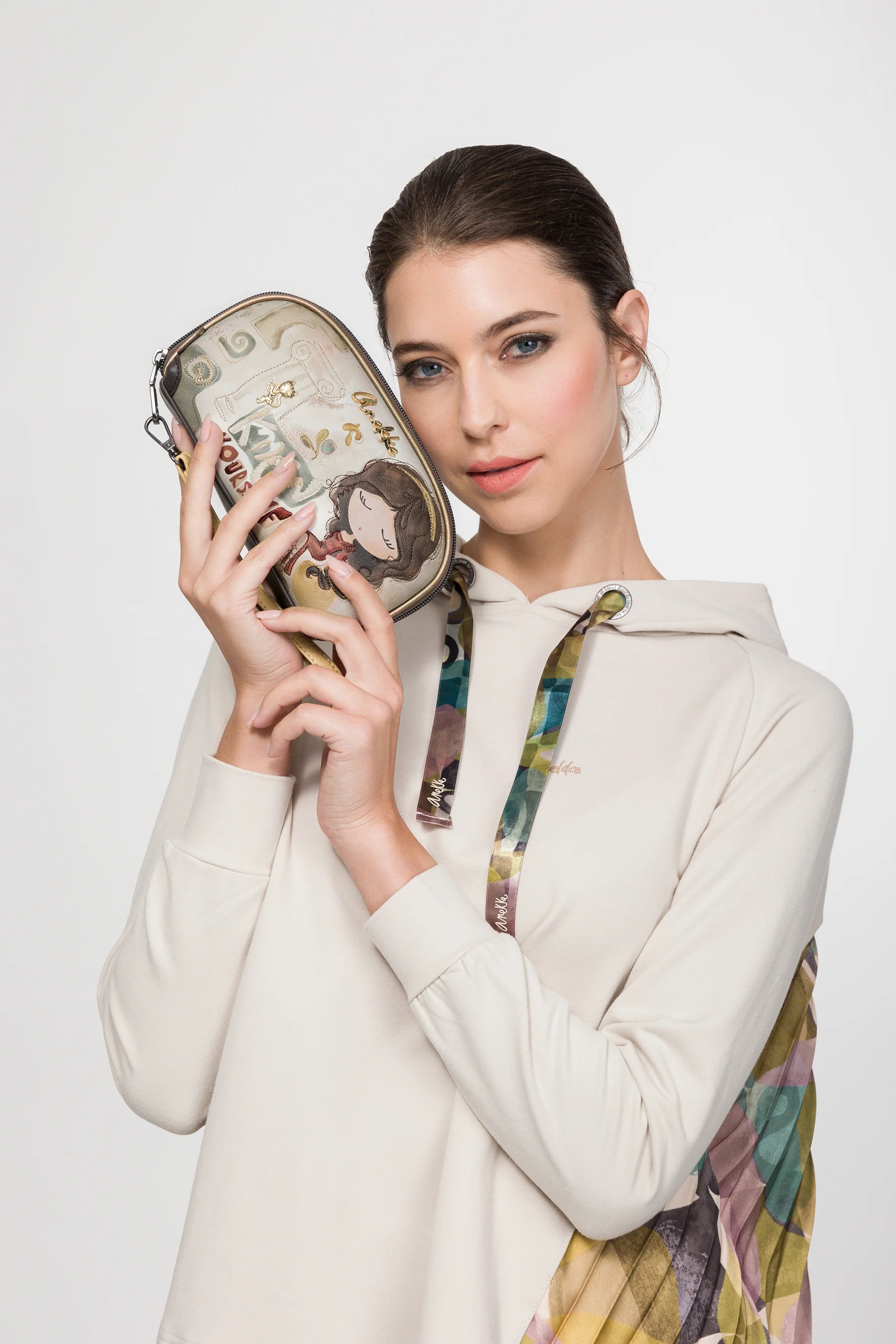 Pouch Muse - Image 2