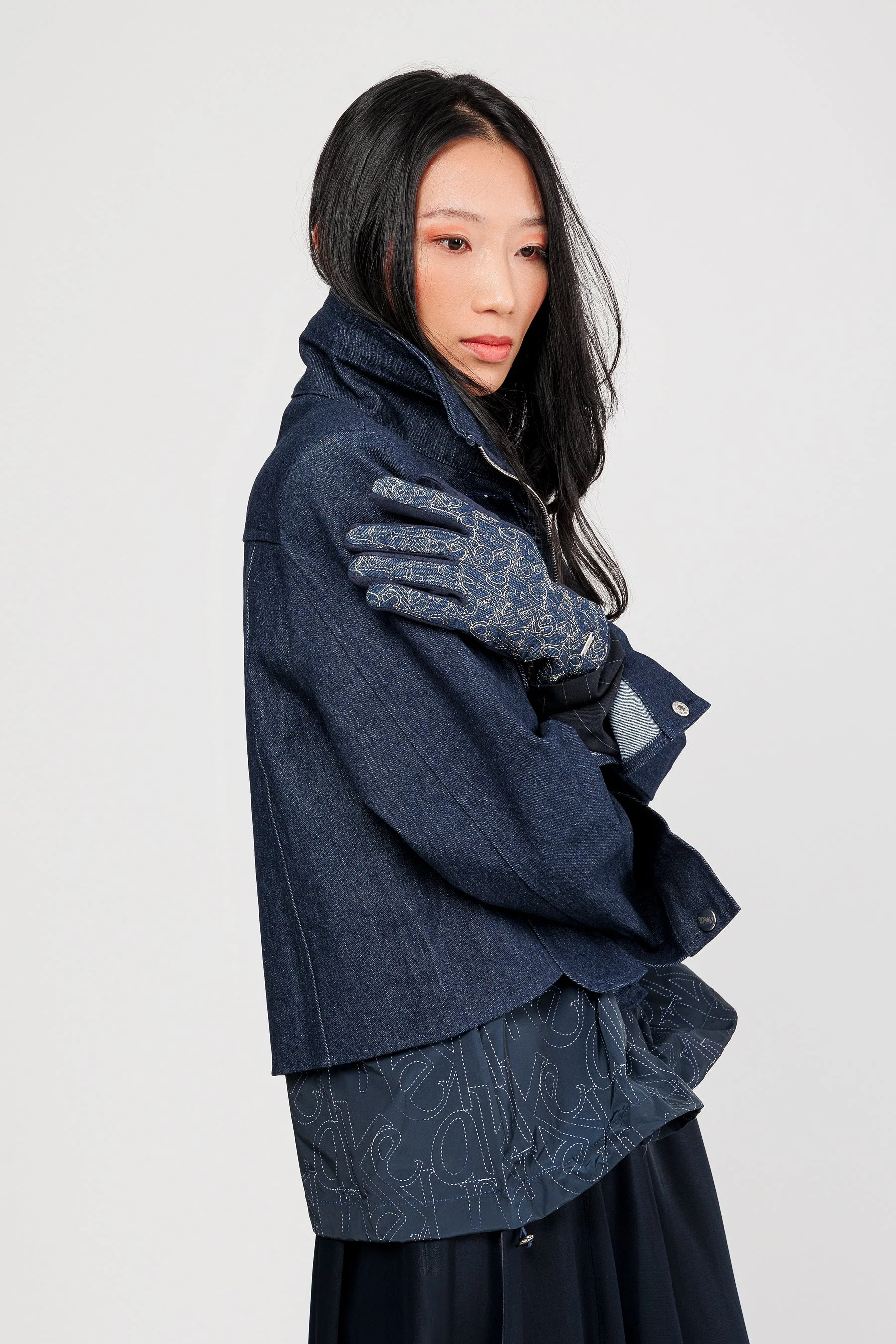 Printed denim gloves - Image 2