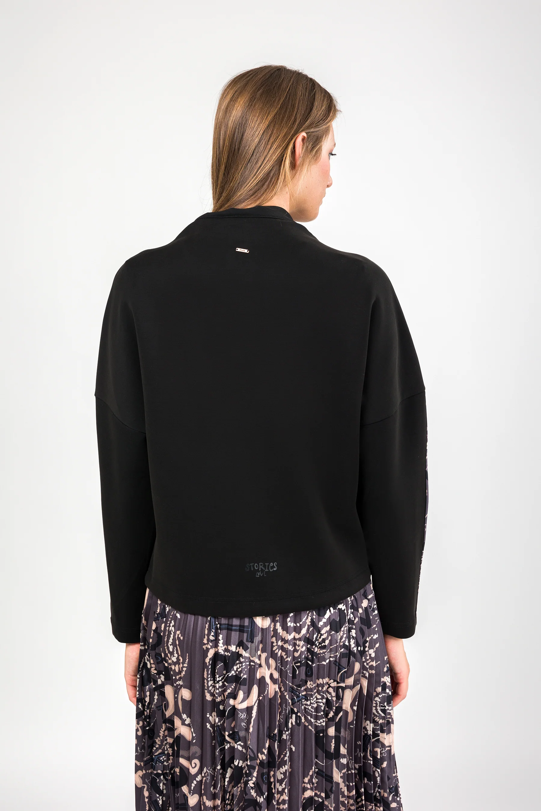 Real black sweatshirt - Image 2