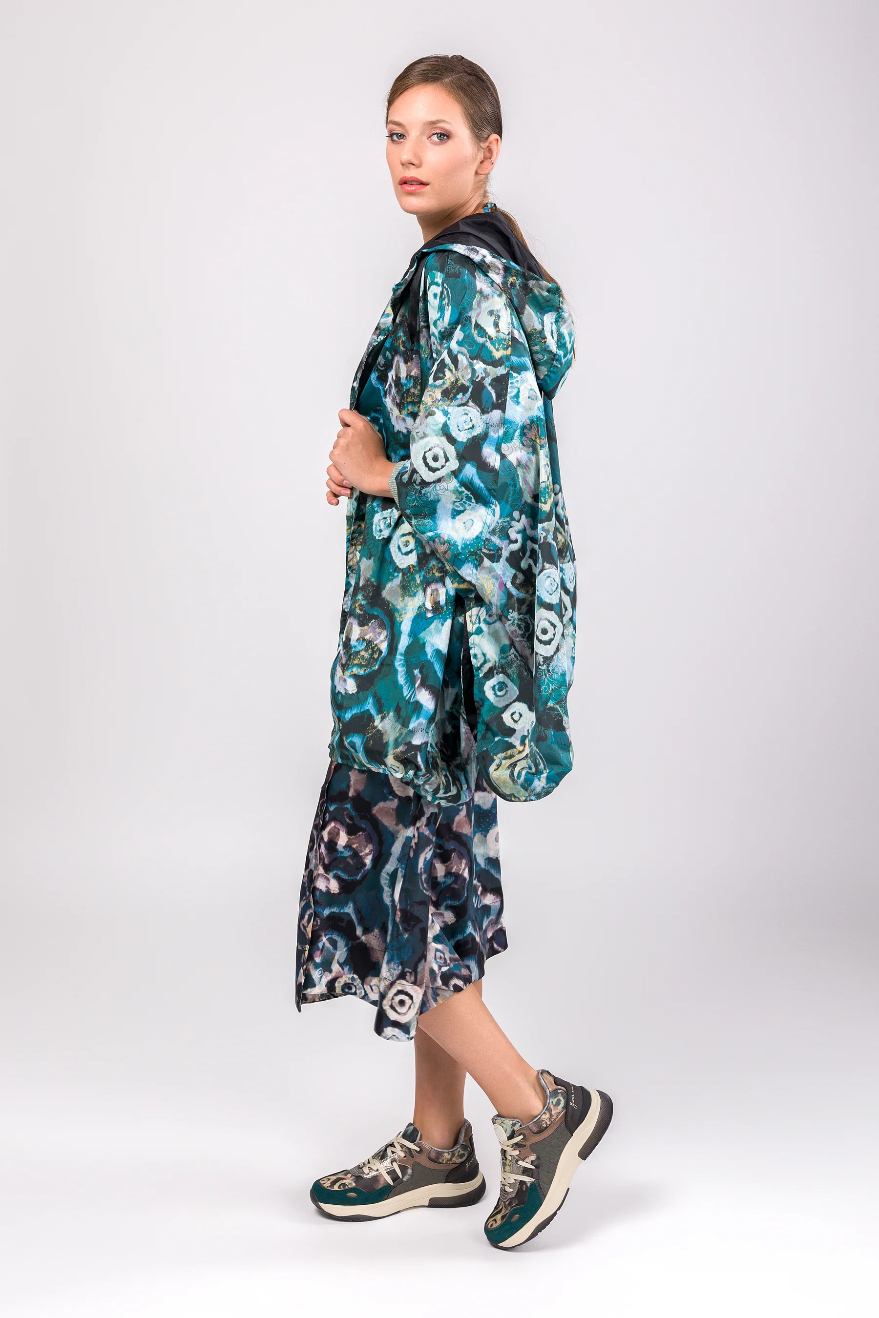 Real raincoat - Image 2