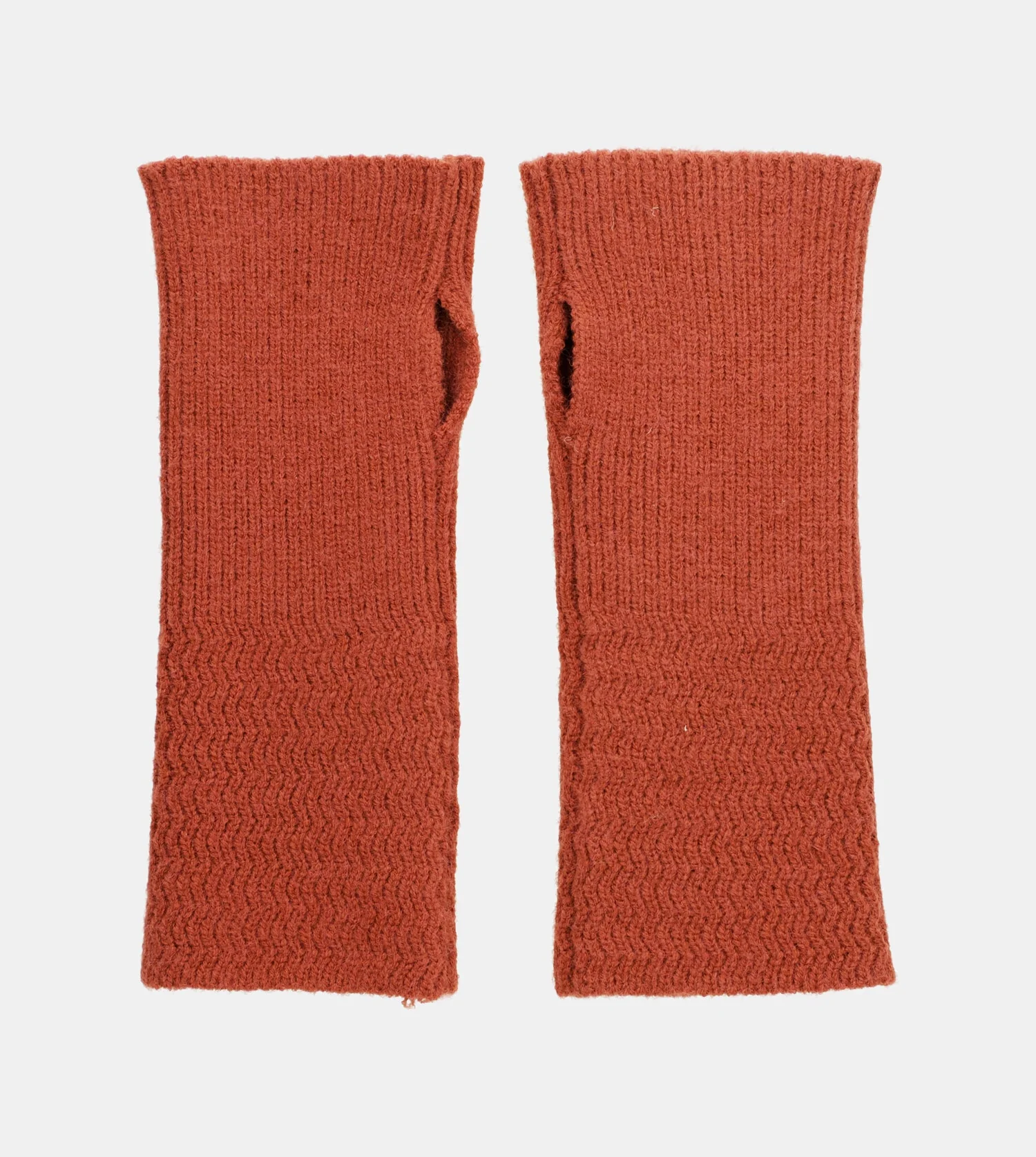 Red knitted gloves - Image 4