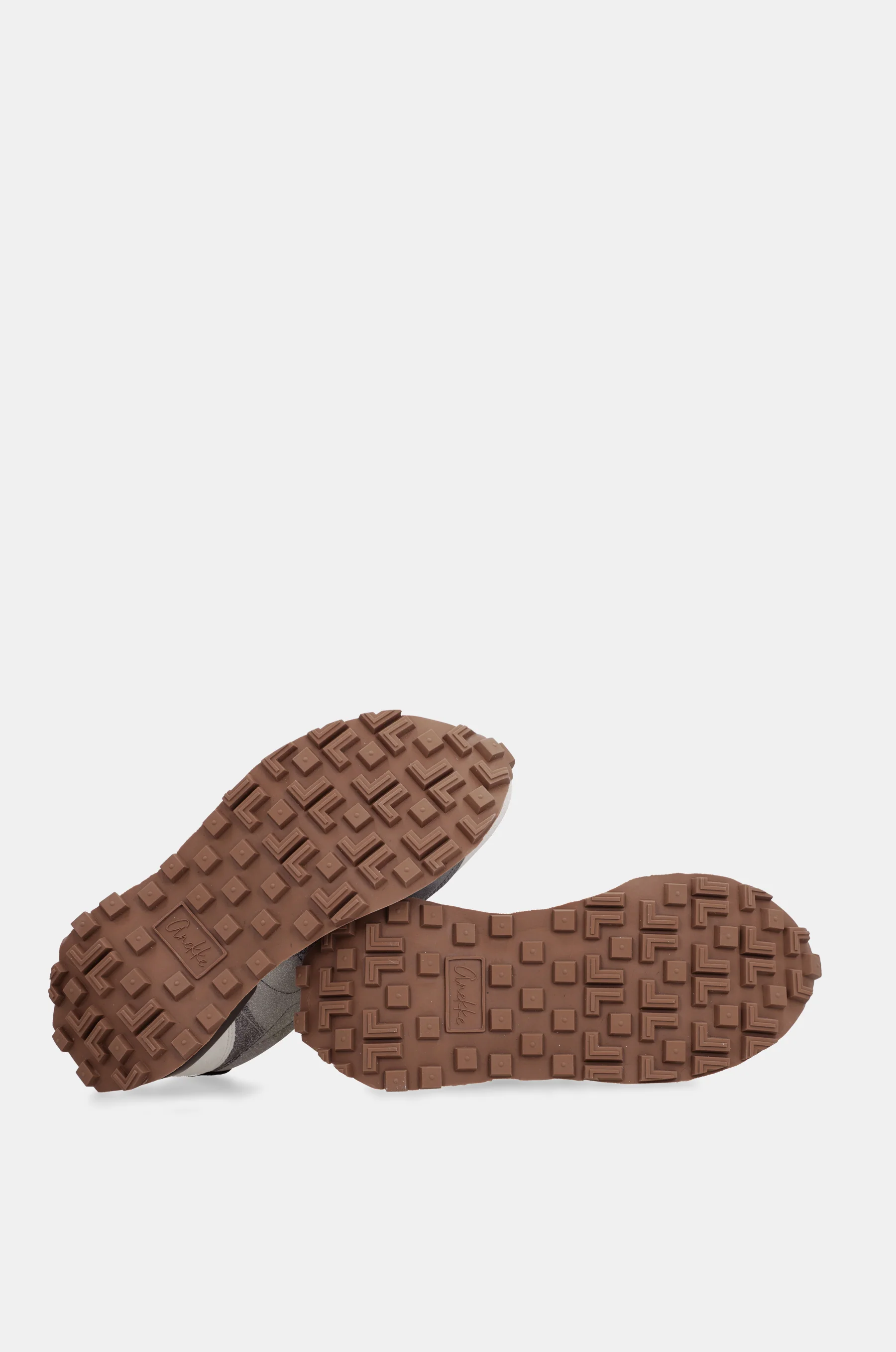 Silver sneakers - Image 7