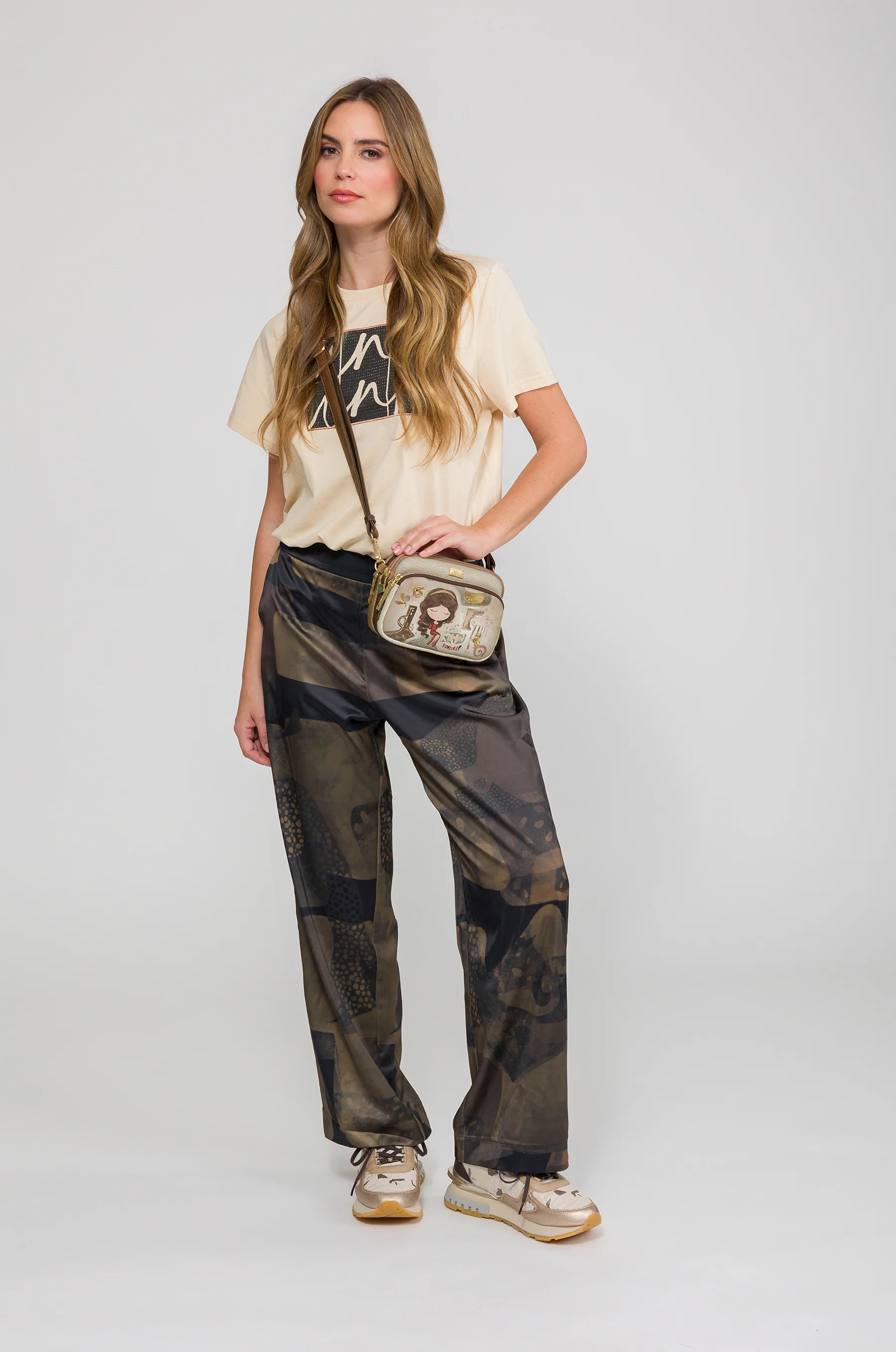 Small triple-compartment crossbody bag Muse - Image 6