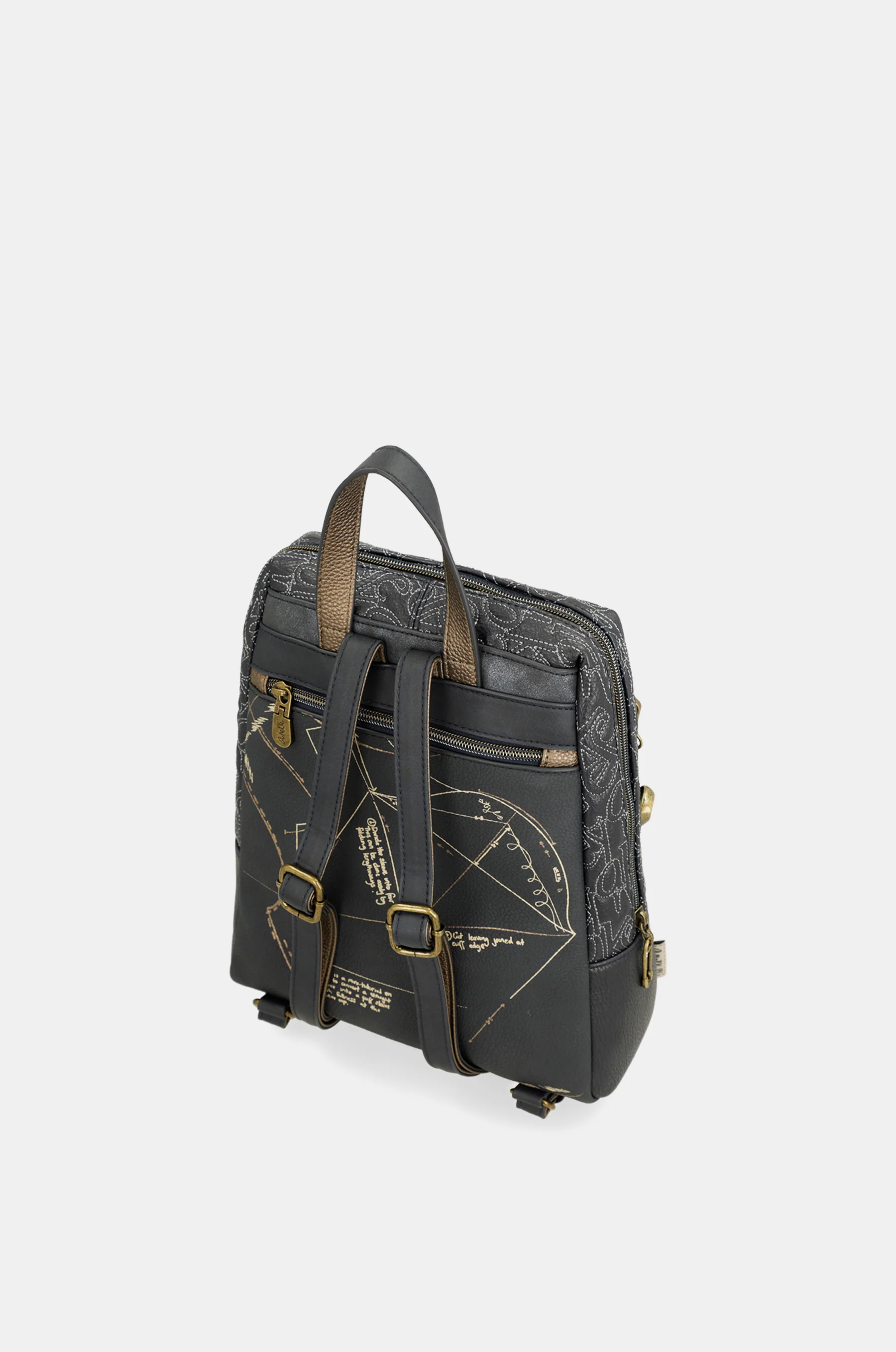 Studio backpack for leisure use - Image 8