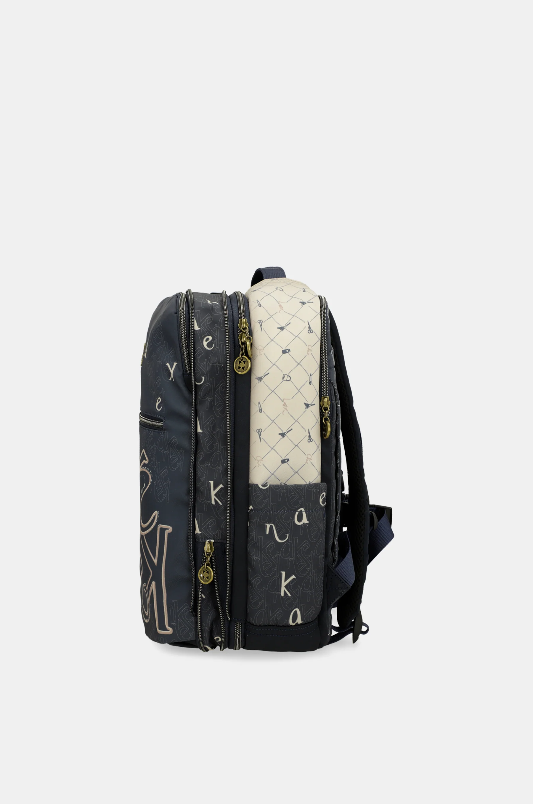 Studio travel backpack - Image 10