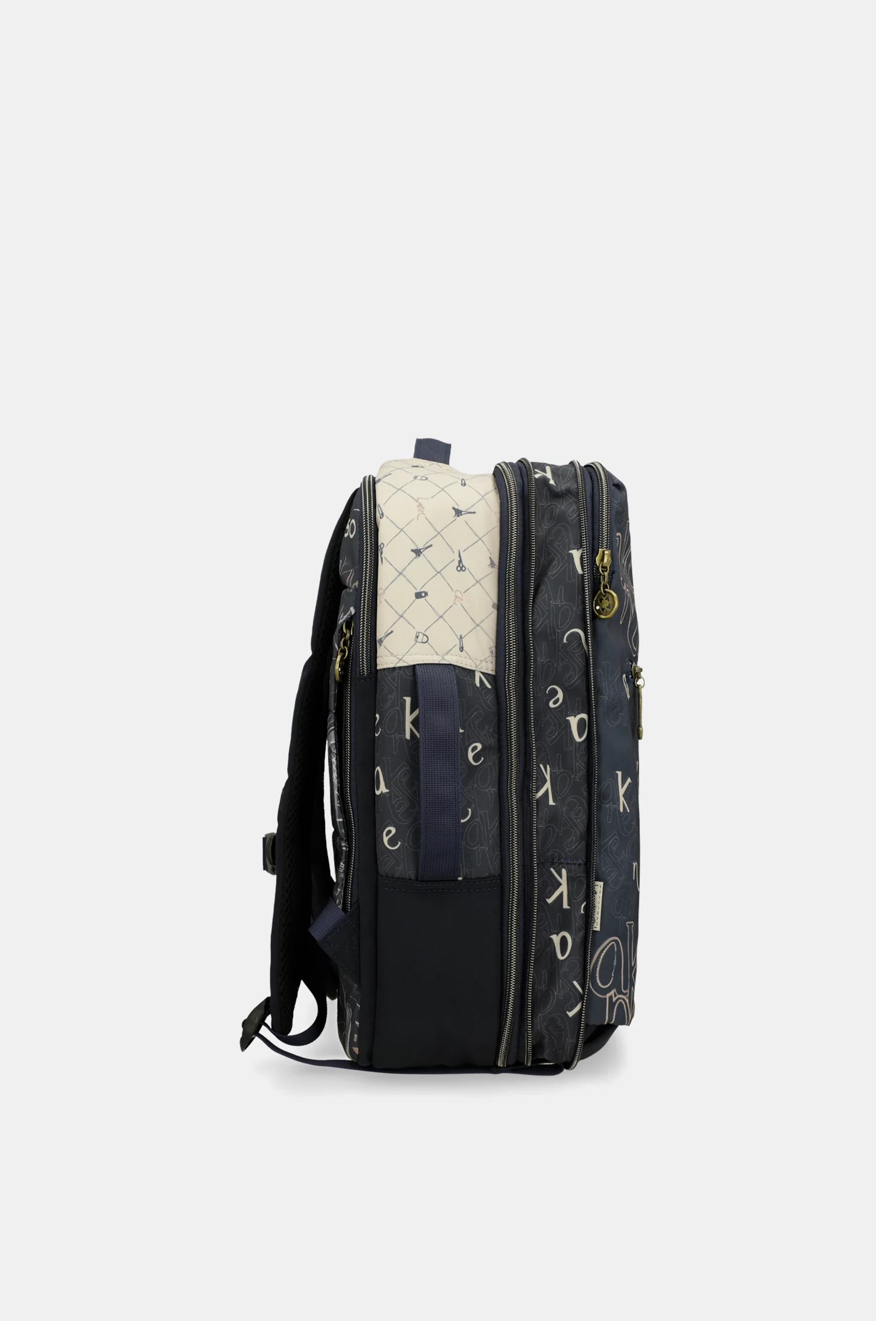Studio travel backpack - Image 5