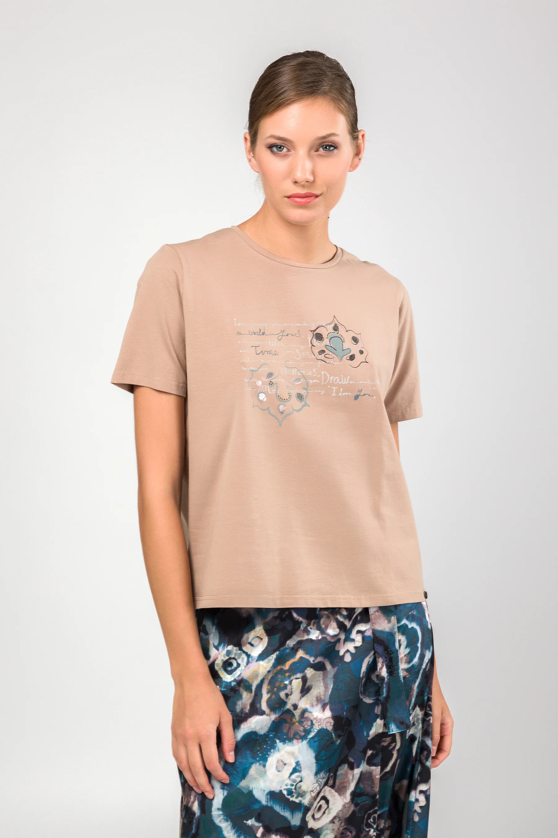 Taupe short sleeve T-shirt - Image 3