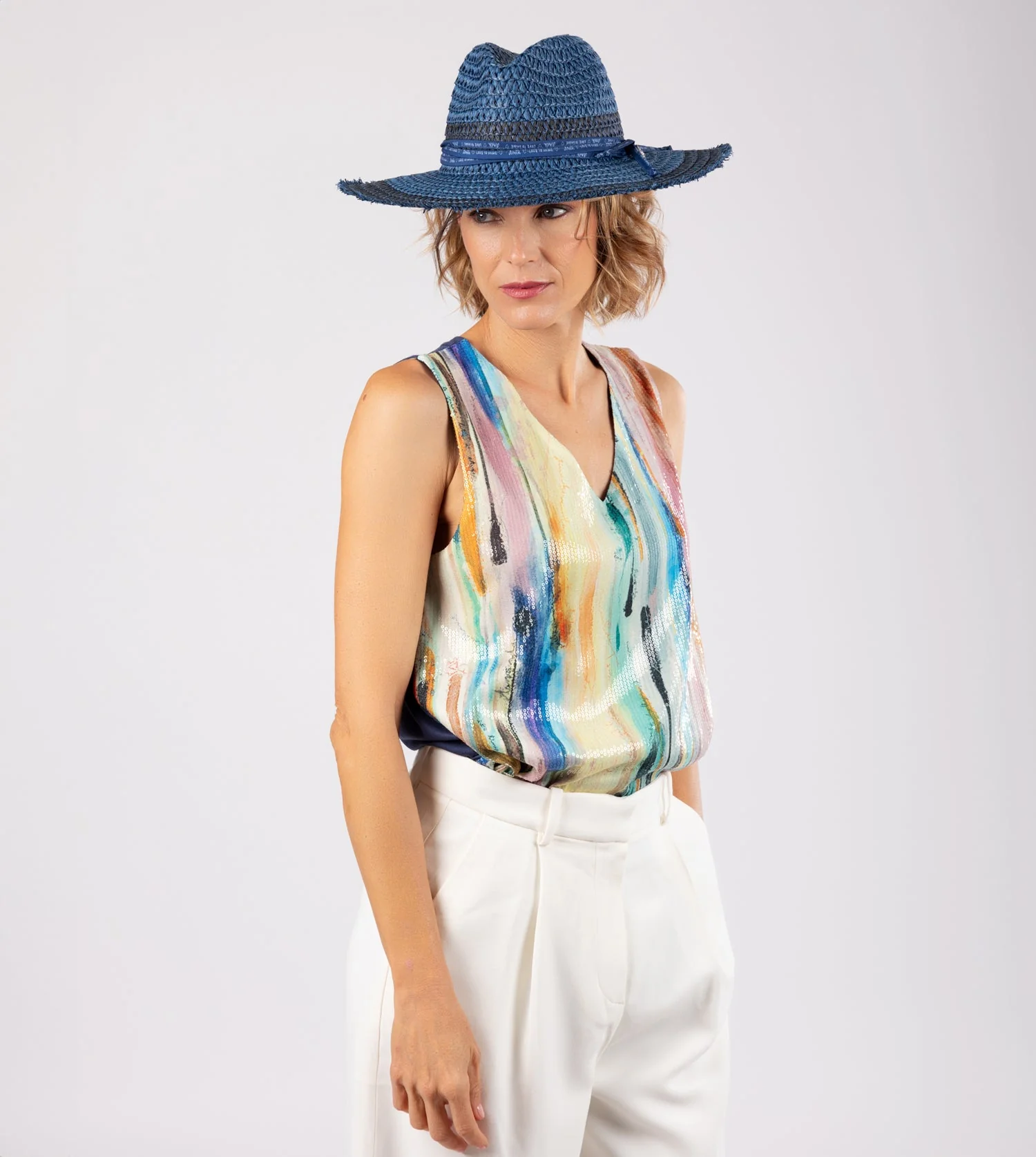 Two-tone raffia hat - Image 2