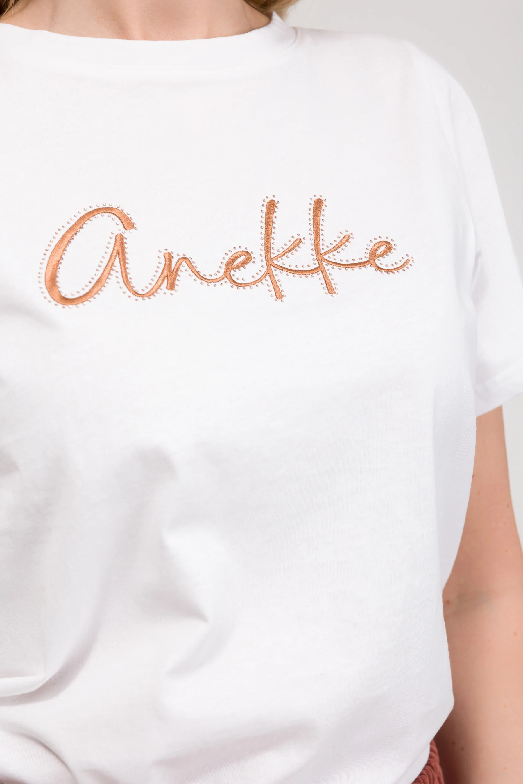 White short-sleeve T-shirt - Image 4