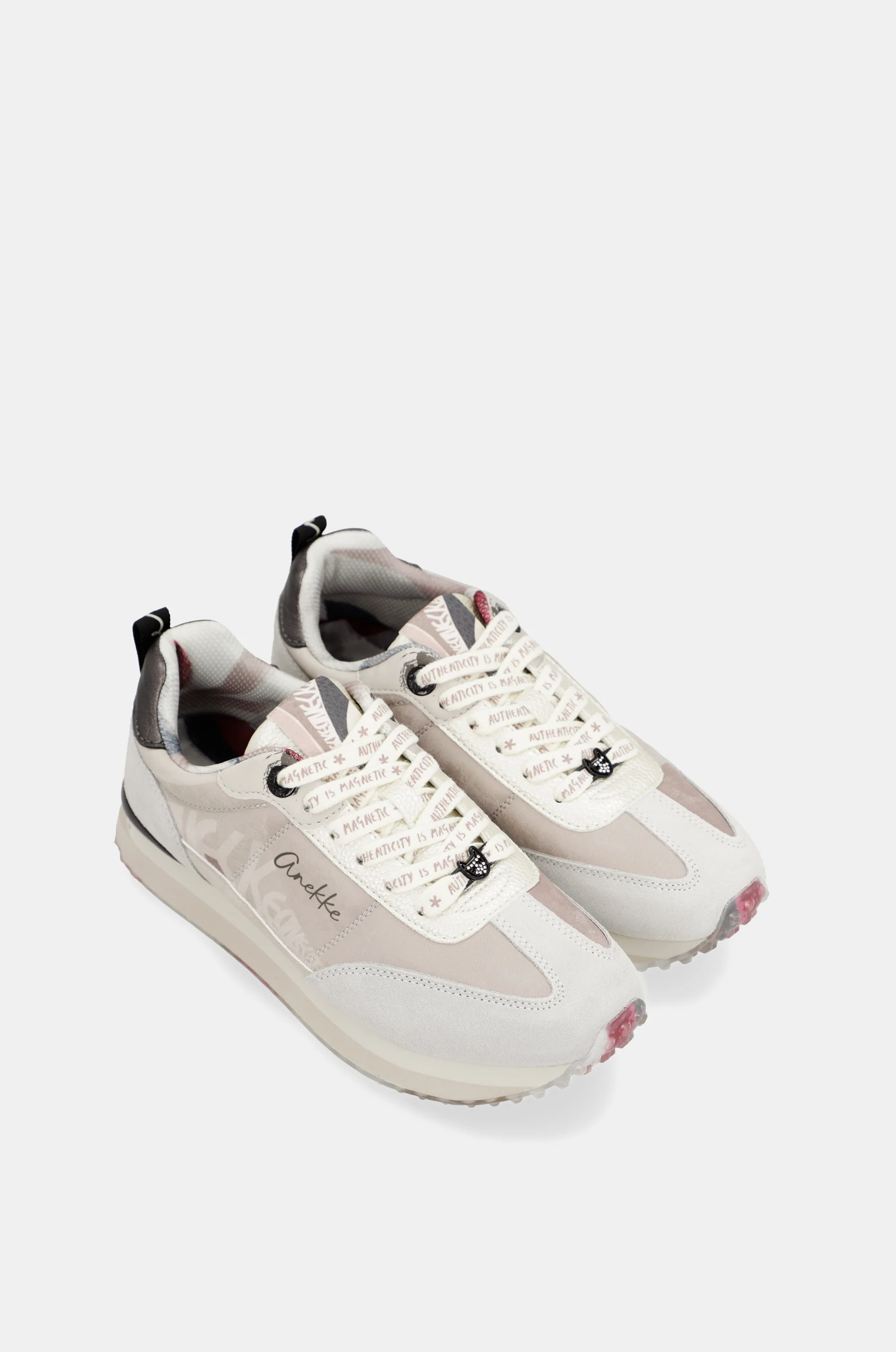 White sneakers - Image 2